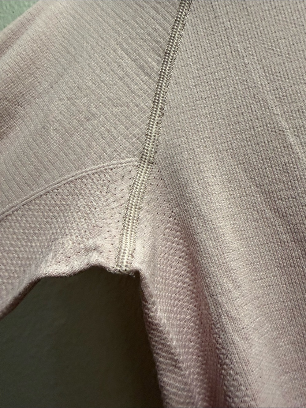 lululemon athletica swifly tech long sleeve 2.0 size 8 light Pink Top - Picture 6 of 10